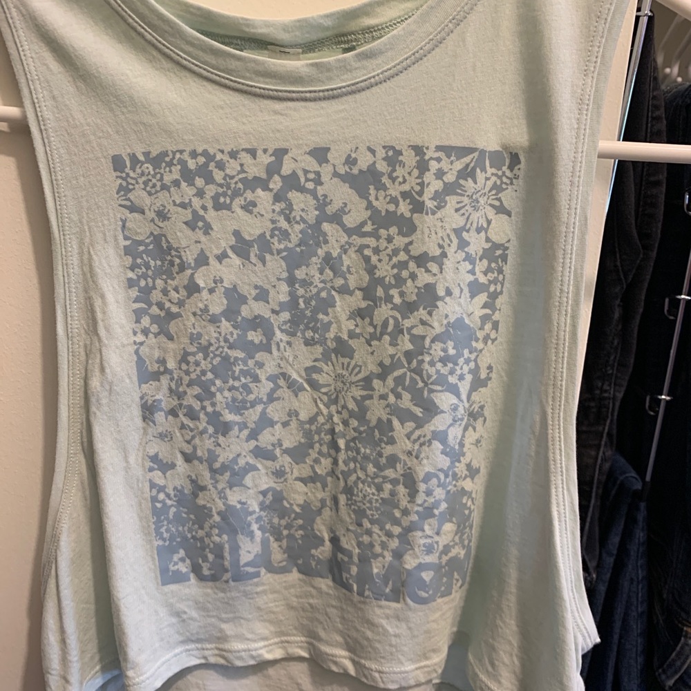 Lululemon tank